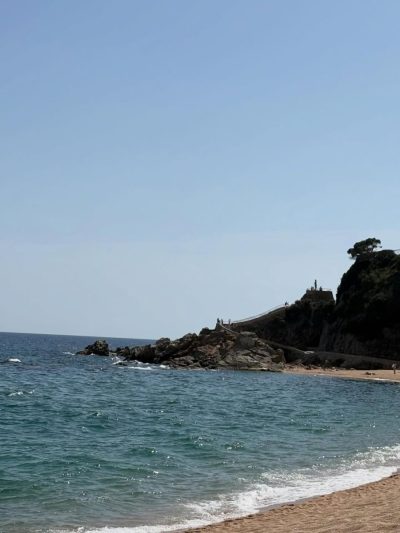 Lloret de Mar Beach в апреле — фото погоды (2026-04-29)