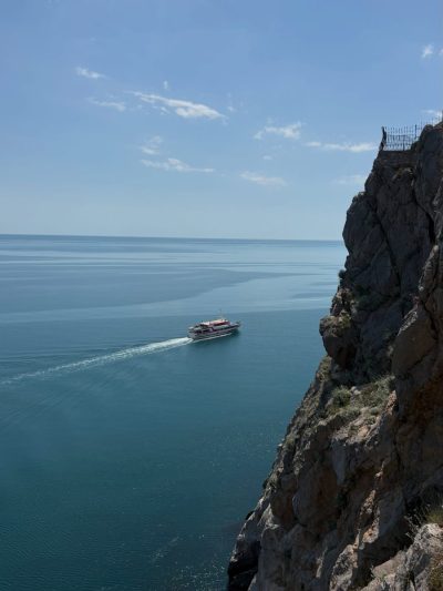 Ласточкино Гнездо, Крым в июне — фото погоды (2026-06-28)