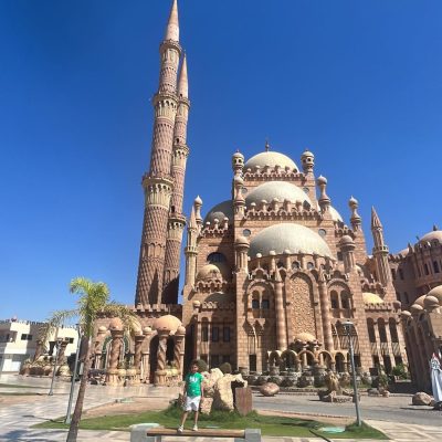 Al-Sahaba Mosque в мае — фото погоды (2026-05-24)