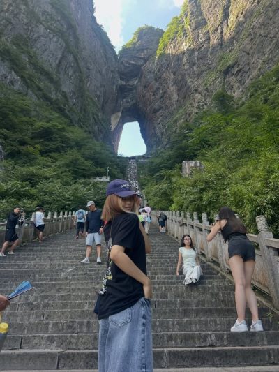 天门洞 Tianmen Cave в июле — фото погоды (2026-07-14)