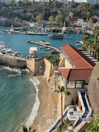 Kaleiçi Seyir Terası в апреле — фото погоды (2026-04-10)