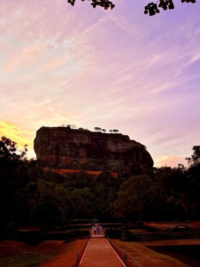 Sigiria Lion Rock Fotress в августе — фото погоды (2025-08-22)