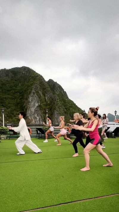 Halong Bay, Vietnam в апреле — фото погоды (2026-04-16)