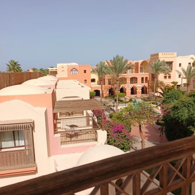 JAZ Makadi Saraya Resort — фото погоды в апреле (2026-04-27)