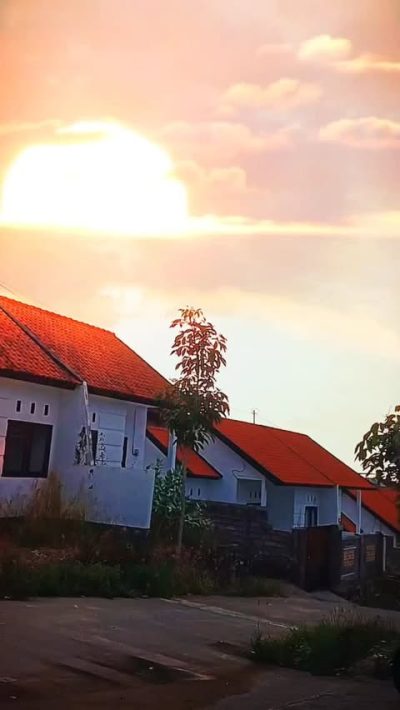 Lovina, Singaraja, Bali в апреле — фото погоды (2026-04-01)