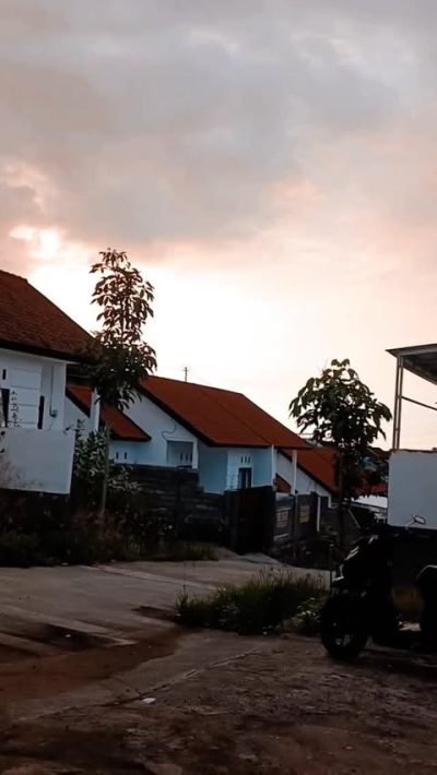 Lovina, Singaraja, Bali в апреле — фото погоды (2026-04-02)