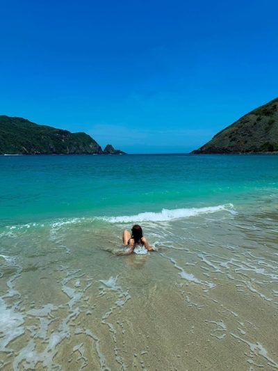 Pantai Mawun Lombok Tengah NTB в сентябре — фото погоды (2025-09-28)