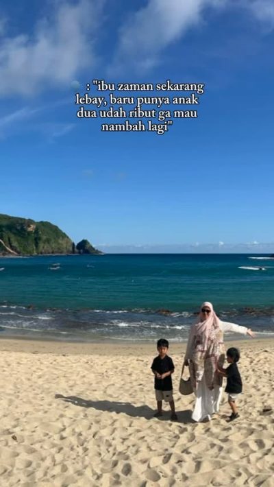 Pantai Mawun Lombok Tengah NTB в июне — фото погоды (2026-06-02)