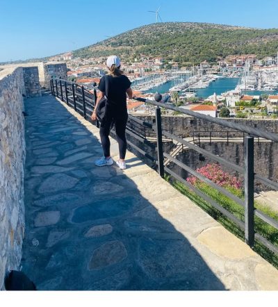 Çeşme Kale ve Müzesi в июне — фото погоды (2025-06-23)