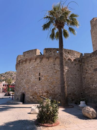 Çeşme Kale ve Müzesi в июне — фото погоды (2026-06-27)