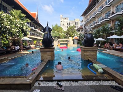 Nipa Resort, Patong Beach, Phuket,Thailand. — фото погоды в апреле (2026-04-06)