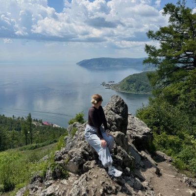 Пик Черского в июне — фото погоды (2026-06-26)