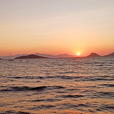 Bodrum Turgut Reis в сентябре — фото погоды (2025-09-23)