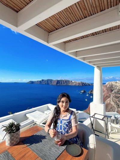 Katikies Hotel Santorini Greece — фото погоды в октябре (2025-10-09)