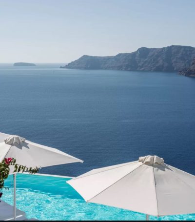 Katikies Hotel Santorini Greece — фото погоды в феврале (2026-02-05)