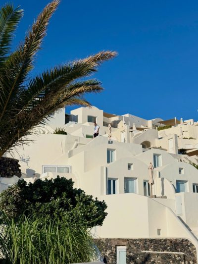 Katikies Hotel Santorini Greece — фото погоды в июле (2026-07-10)