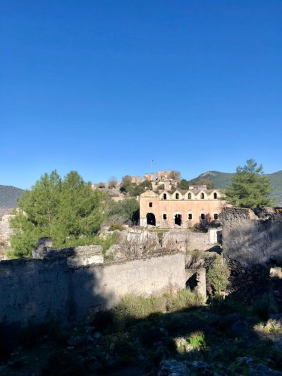 Kayaköy Tarihi Eski Rum Evleri в январе — фото погоды (2026-01-18)