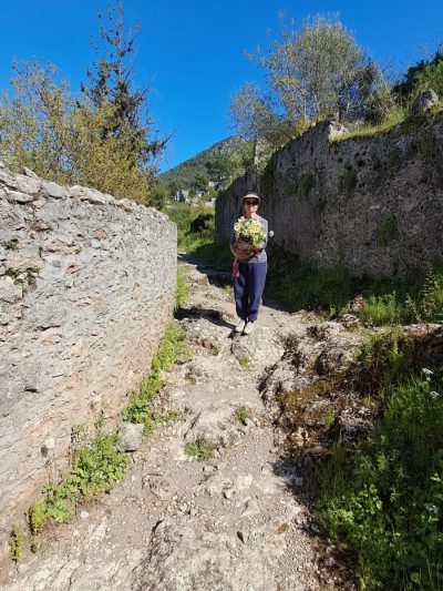 Kayaköy Tarihi Eski Rum Evleri в апреле — фото погоды (2026-04-12)