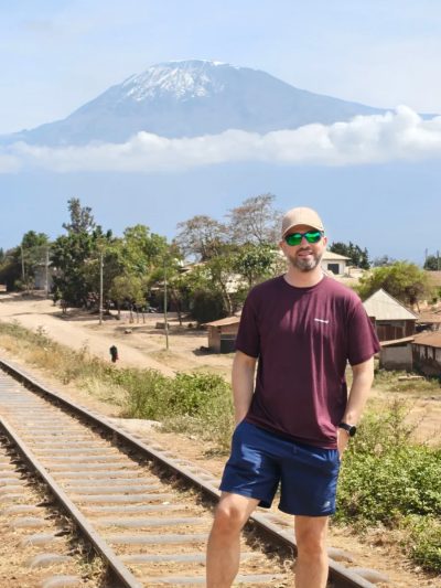 Uhuru Peak, Summit of Mt. Kilimanjaro (5,895 AMSL) в сентябре — фото погоды (2025-09-27)