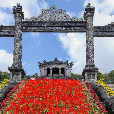 Tomb of Khải Định в марте — фото погоды (2026-03-29)