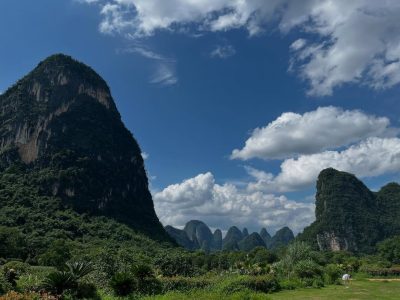 Moon Hill, Yangshuo, Guanxi, China в июне — фото погоды (2025-06-25)