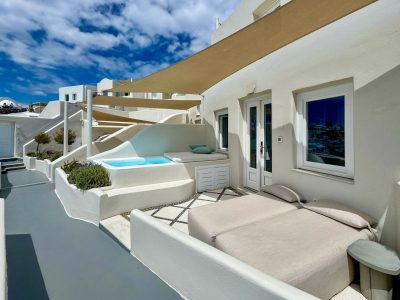 Canaves Oia Suites Santorini — фото погоды в мае (2026-05-06)