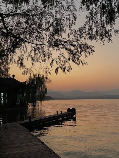 The WestLake（西子湖） в ноябре — фото погоды (2025-11-15)
