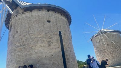 Alacatı Tarihi Değirmen в июле — фото погоды (2026-07-14)