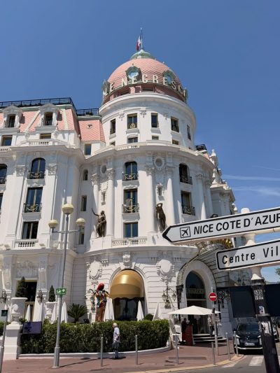 Hôtel Le Negresco в июле — фото погоды (2026-07-12)