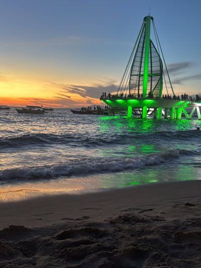 Los Muertos Beach, Puerto Vallarta в мае — фото погоды (2026-05-25)