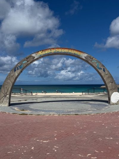 ぎのわん　トロピカルビーチトロピカルハウス  Tropical beach Ginowan　Tropical house в сентябре — фото погоды (2025-09-23)