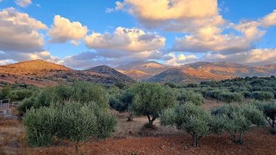 Μοχος-Mochos в сентябре — фото погоды (2025-09-19)