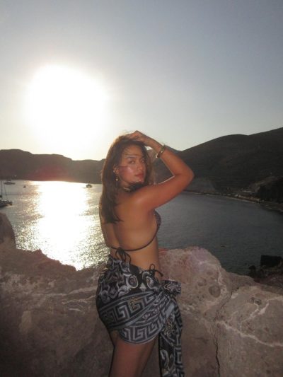 Red Sand Beach, Santorini в августе — фото погоды (2025-08-31)