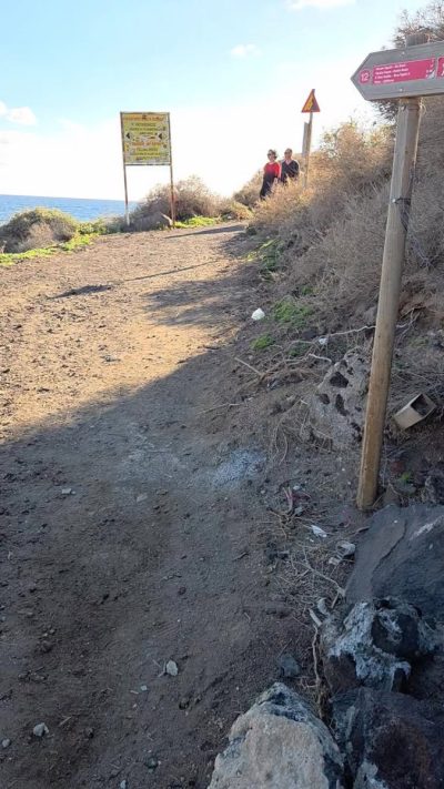 Red Sand Beach, Santorini в феврале — фото погоды (2026-02-24)