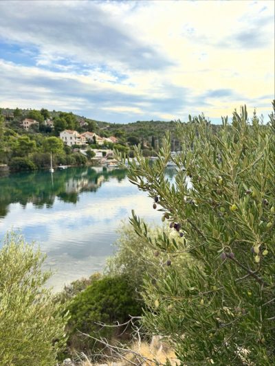 Brač, Croatia в сентябре — фото погоды (2025-09-24)