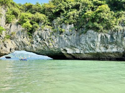 Vịnh Lan Hạ , Cát Bà , Hải Phòng в апреле — фото погоды (2026-04-07)