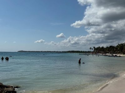 Tsuuk Akumal - Parque Natural в декабре — фото погоды (2025-12-04)