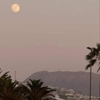 Playa del Duque в июне — фото погоды (2026-06-28)