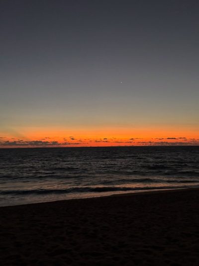 Surin Beach, Phuket Thailand в апреле — фото погоды (2026-04-29)