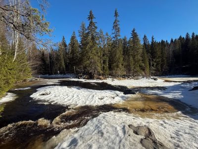 Водопады Ахинкоски в марте — фото погоды (2026-03-21)