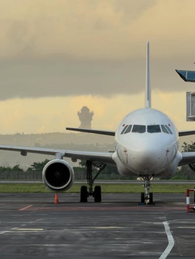Ngurah Rai Airport Bali Indonesia в июне — фото погоды (2026-06-19)