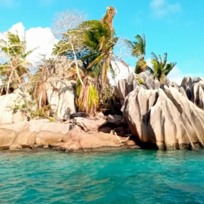 Praslin, Seyechellen в октябре — фото погоды (2025-10-30)