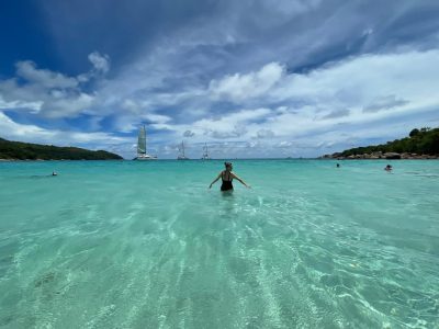 Praslin, Seyechellen в апреле — фото погоды (2026-04-24)