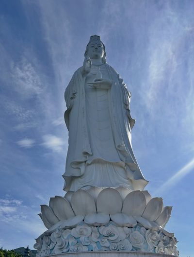 Lady Buddha в июле — фото погоды (2026-07-21)