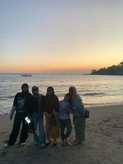 Pantai Senggigi Lombok в мае — фото погоды (2026-05-28)