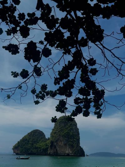 Phra Nang Beach в июне — фото погоды (2026-06-18)