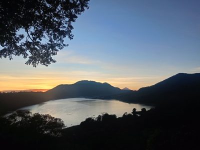 Twin Lake, Tamblingan & Buyan в мае — фото погоды (2026-05-03)