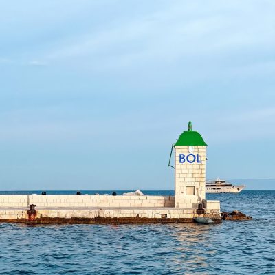 Zlatni Rat, Bol в апреле — фото погоды (2026-04-13)