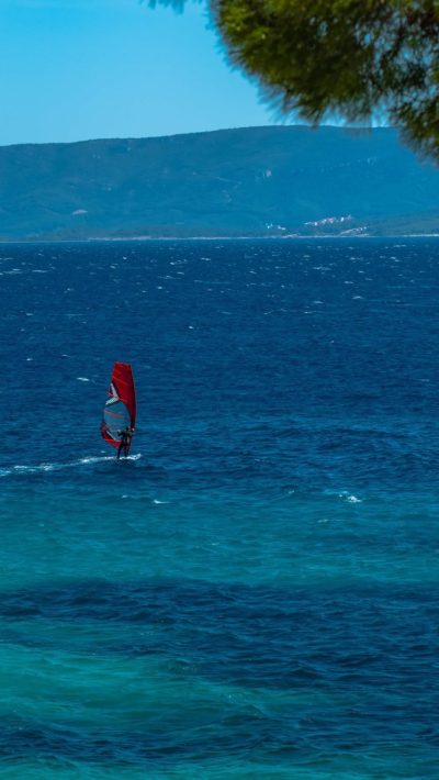 Zlatni Rat, Bol в апреле — фото погоды (2026-04-25)