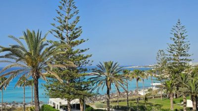 Nissi Beach Resort • Nissi Beach • Cyprus — фото погоды в июне (2026-06-14)